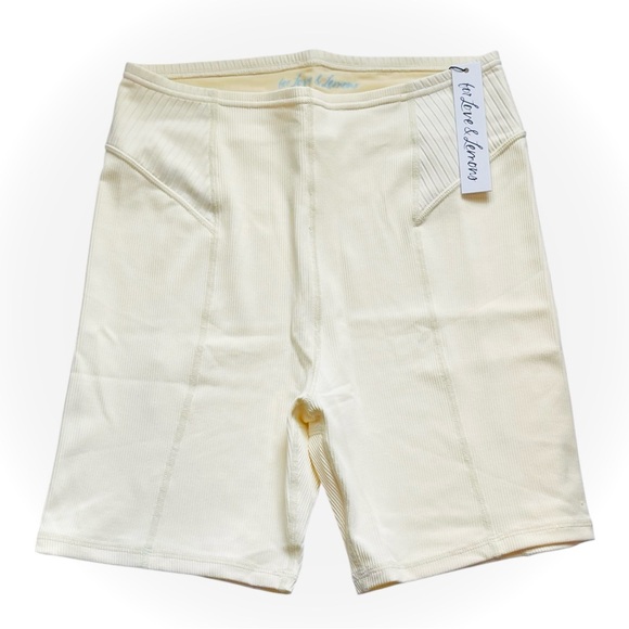 🔆 For Love & Lemons Dani Ribbed Biker Shorts Cream NWT Large - Picture 1 of 3